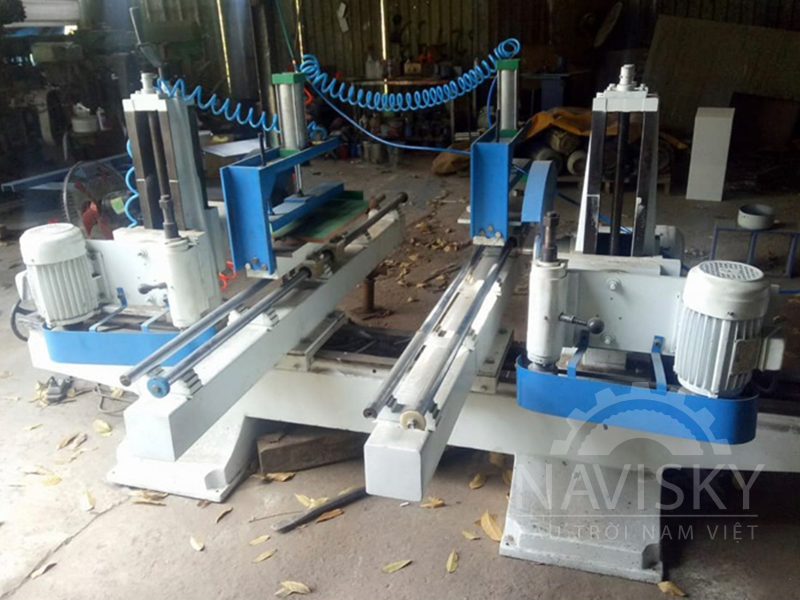 Cắt phay hai đầu hai băng