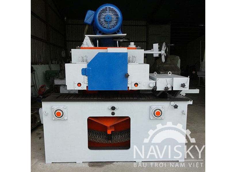 Máy cưa rong nhiều lưỡi