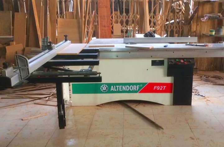 MÁY CƯA BÀN TRƯỢT NGHIÊNG 90 độ CHÂU ÂU ALTENDORF F92